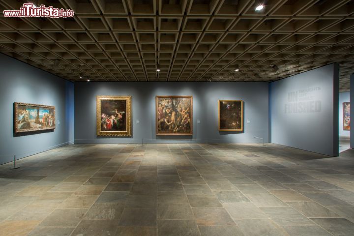 Immagine Esposizione d'arte all'interno del Met Breuer, la succursale del Metropolitan Museum a Manhattan, New York CIty - © Met Breuer