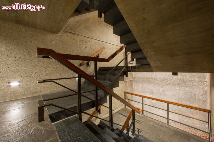 Immagine Scala interna del museo Met Breuer a New York City - © Met Breuer
