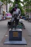 La statua dedicata ad Andr Hazes si trova all'interno del quartiere De Pijp - © Marco Raaphorst - CC BY 2.0 - Wikipedia