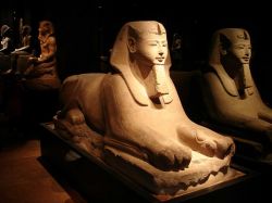 Una Sfinge a Torino: nelle sale del Museo Egizio - il Museo Egizio di Torino, secondo al mondo per importanza solo a quello del Cairo, ospita numerosi reperti dell'antico Egitto dal valore ...