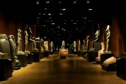 La Galleria dei Re: una delle perle del Museo Egizio di Torino - questa suggestiva galleria, situata al piano terra del famosissimo museo, rientra nel recente processo di restauro e ingrandimento ...