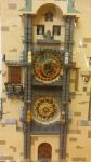 La riproduzione dell'Orologio Astronomico di Praga al Museo Lego: si notino le mini-figure al posto dei figuranti che si trovano nel grande carillon cittadino