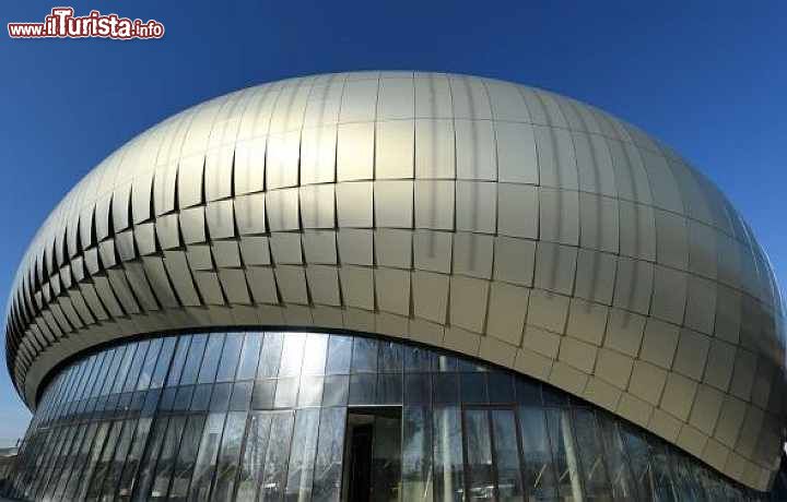 Immagine Particolare dell'architettura esterna della Città del VIno di Bordeaux in Francia