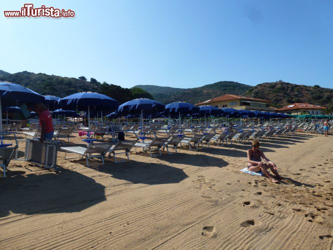 Immagine La spiaggia attrezzata di Campese