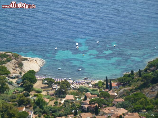 Cosa vedere e cosa visitare Spiaggia dell\'Arenella