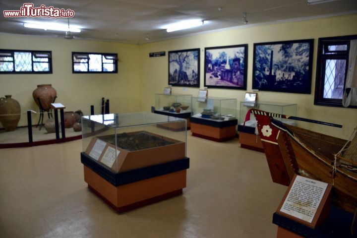 Immagine Museo: prima di uscire dal sito delle rovine di Gede (Kenya) si può visitare il piccolo museo che fornisce informazioni sull'antica città e sul popolo Swahili.