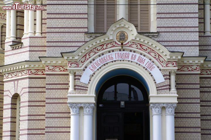 Immagine Un dettaglio della costruzione della Chiesa della Natività di Cristo a Riga - © Angela N Perryman / Shutterstock.com