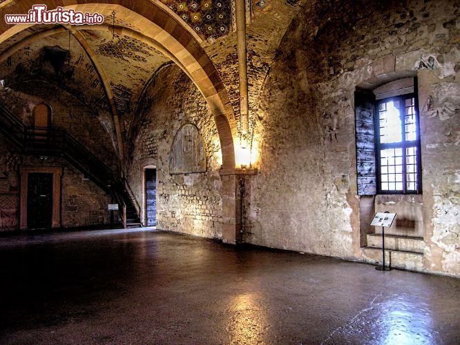 Immagine La visita agli interni della Rocca Borromea di Angera - © By Reino Baptista - CC BY-SA 4.0 - Wikipedia