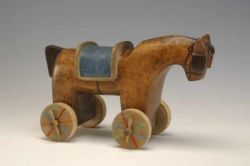Un cavallo opera di Giuseppe Tecco al Museo del Cavallo Giocattolo di Grandate