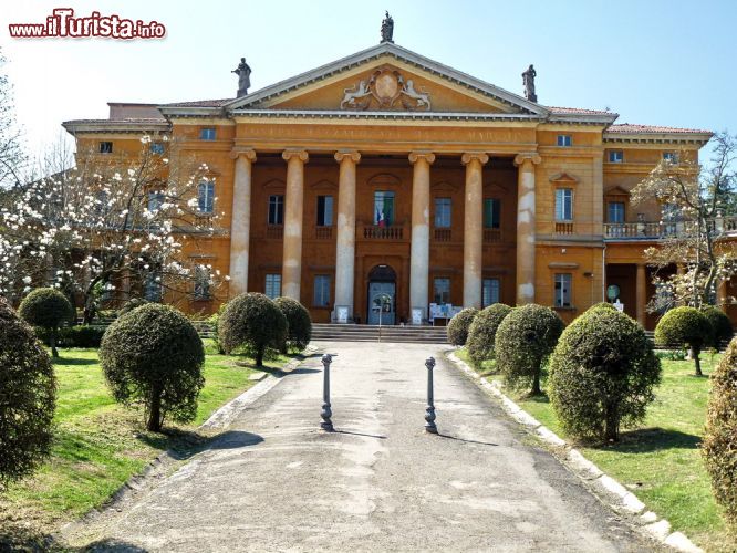 Immagine La Villa Aldrovandi Mazzacorati ospita il museo storico del Soldatino di Bologna - © where is rigsby