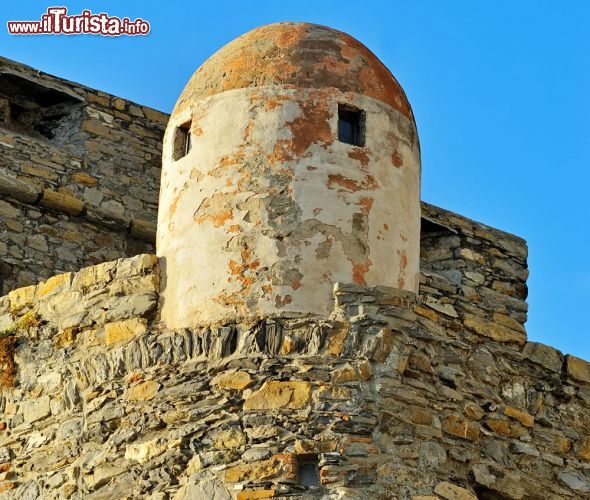 Immagine Dettaglio del Castel Dragone a Camogli, Liguria - © Pavlo Baliukh / Shutterstock.com