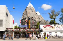 Lo strano mondo dei GIardini di TIvoli a Copenaghen, tra fantasia e realtà- © Evikka / Shutterstock.com