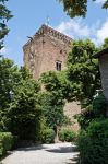Una delle torri del Castello di Rivalta a Gazzola - © Mi.Ti. / Shutterstock.com