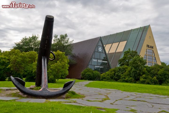 Immagine Penisola di Bygdoy a Oslo: il museo Fram e il più piccolo Museo Marittimo della Norvegia - © Marco Saracco / Shutterstock.com