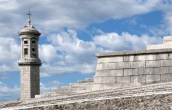 Dettaglio del complesso del Tempio Canoviano di Possagno - © Moreno Soppelsa / Shutterstock.com