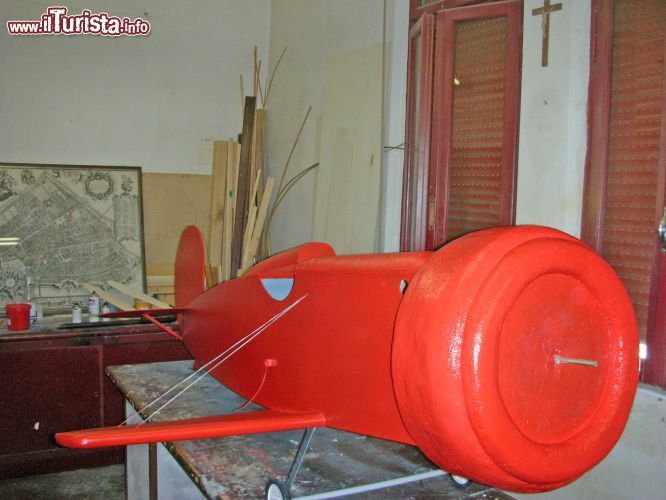 Immagine L'aereo del Piccolo Principe realizzato dagli appassionati del Museo del modellismo di Voghenza