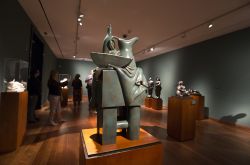 Il magico mondo di Botero presso l'omonimo museo di Bogotà - © posztos / Shutterstock.com 