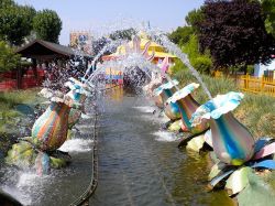 Creata intorno ad un lago, Fiabilandia si sviluppa ...