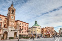 La Torre dell'Orologio in piazza Tre Martiri in centro a Rimini - © ermess / Shutterstock.com 