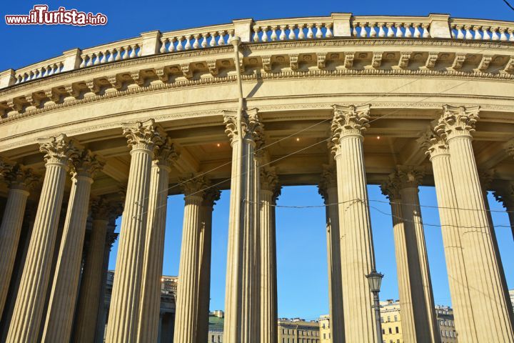 Immagine Il colonnato "alla Bernini" della Cattedrale di Kazan a San Pietroburgo