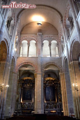 Immagine Una delle cappelle all'interno della Basilica di Saint-Sernin (Tolosa), Patrimonio dell'Umanità dichiarato dall'UNESCO come tappa della via Tolosana lungo il Cammino di Santiago de Compostela.