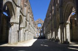Abbazia di San Galgano, Toscana - A Chiusdino, ...