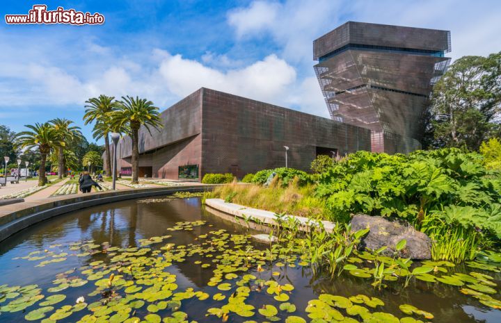 Immagine Il Fine Arts Museums di San Francisco,si trova nel Golden Gate Park - © Checubus / Shutterstock.com
