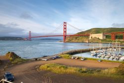 La baia degli yacht del Presidio e più distente il GOlden Gate di San Francisco e Fort Point