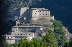 Il grande Forte di Bard uno dei più grandi della Valle d'Aosta
