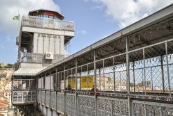 La  parte alta dell'Elevador de Santa ...