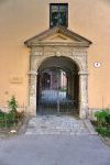Portale di accesso al complesso benedettino dell'Abbazia di Nonnberg a Salisburgo - © EQRoy / Shutterstock.com 