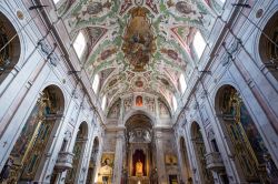 Interno della chiesa di Nossa da Senhora ...