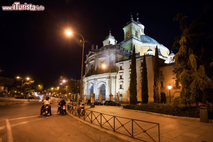 Immagine La chiesa di San Francesco il Grande nel quartiere La Latina, è una delle  più importanti di Madrid - © Pixachi / Shutterstock.com