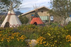 Tende indiane a Cody nel nord-ovest del Wyoming, ...