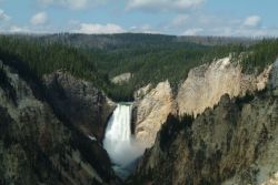 Le Lower Falls di Yellowstone, Wyoming. Il fiume ...