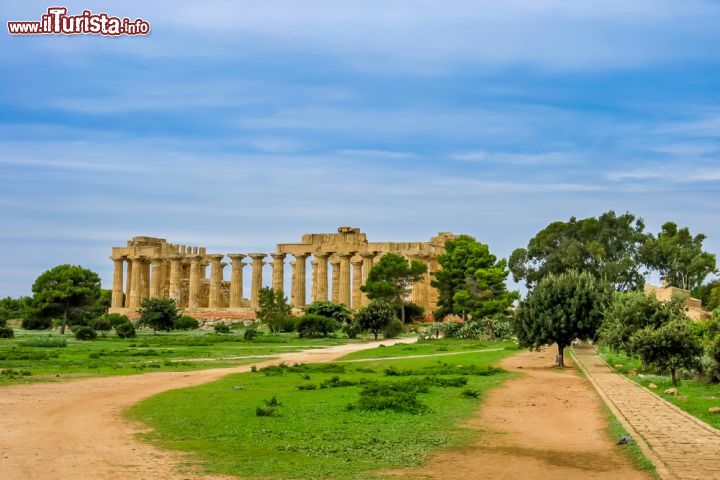 Immagine La visita agli scavi del Parco Archeologico di Selinunte