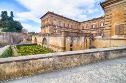 I giardini all'italiana Boboli a fianco di Palazzi Pitti, Firenze, Italia.



