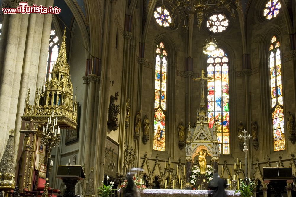 Immagine Interno della Cattedrale di Zagabria: siamo a Gornj Grad, la Città Alta