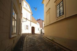 Un strada del centro storico di Zagabria, la città alta della capitale della Croazia