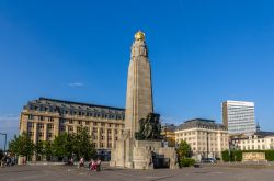 Piazza Poelaert: il memoriale alla fanteria belga caduta nella prima guerra mondiale, siamo nel quartiere Sablon a Bruxelles