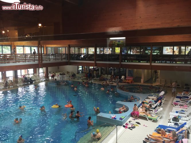 Immagine La piscina coperta delle Terme di Bibione la località balneare della costa veneta