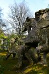 Le spaventose statue del Parco dei Mostri di Bomarzo, nel Lazio - © ValerioMei / Shutterstock.com 