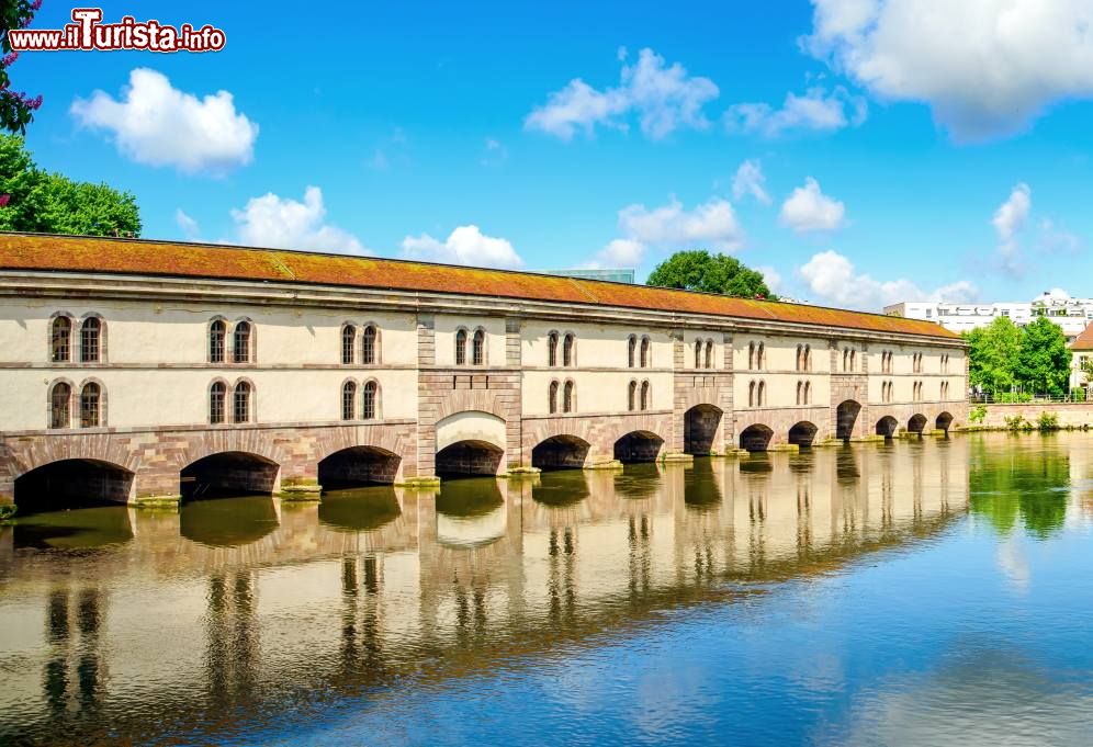Immagine Le13 arcate del Barrage Vauban la chiusa di Strasburgo