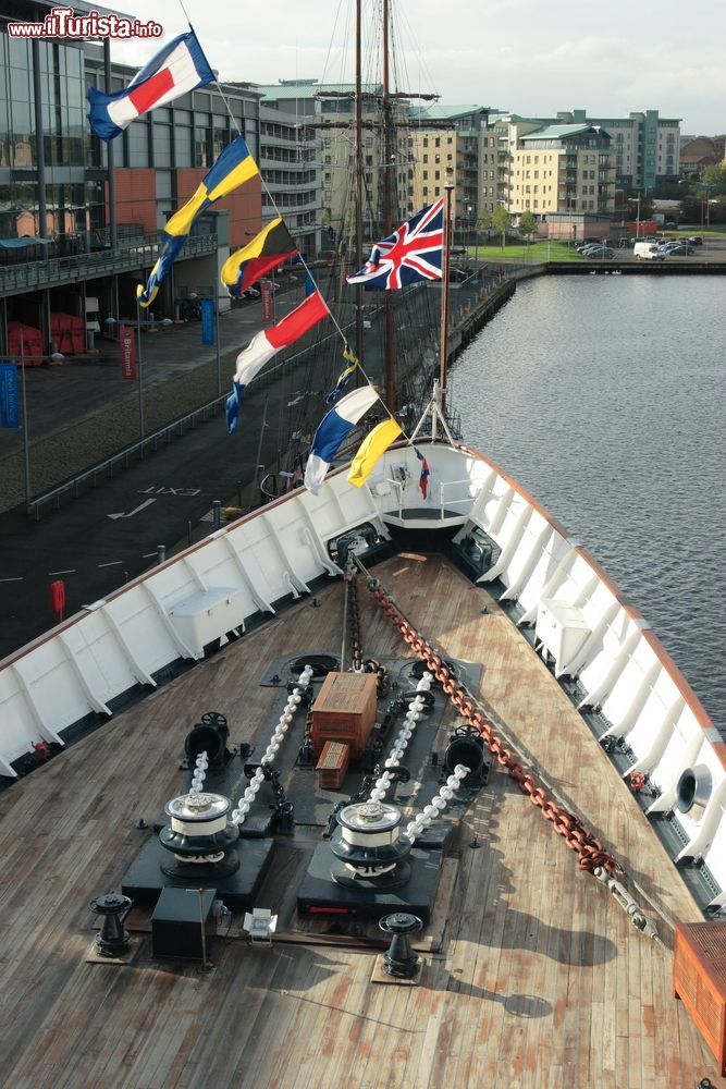 Immagine La prua della ex nave della Regina Elisabetta, lo Royal Yacht Britannia di Edimburgo