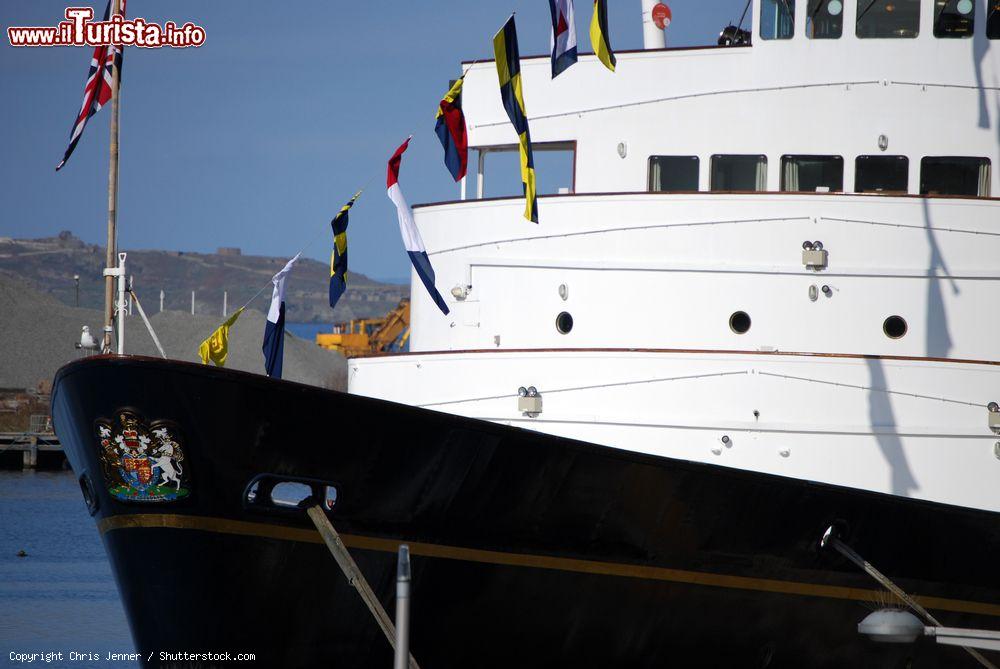 Immagine Un dettaglio della nave museo Royal Yacht Britannia di Edimburgo in Scozia. - © Chris Jenner / Shutterstock.com