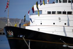 Un dettaglio della nave museo Royal Yacht Britannia di Edimburgo in Scozia. - © Chris Jenner / Shutterstock.com