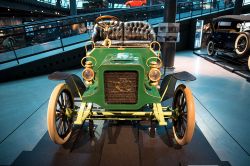 Una Cabriolet REO 190508 esposta al Museo dei Motori di Riga in Lettonia - © Roberto Cornacchia / www.robertocornacchia.com