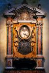Un altare laterale nella chiesa di San Pietro in Vincoli - © nomadFra / Shutterstock.com