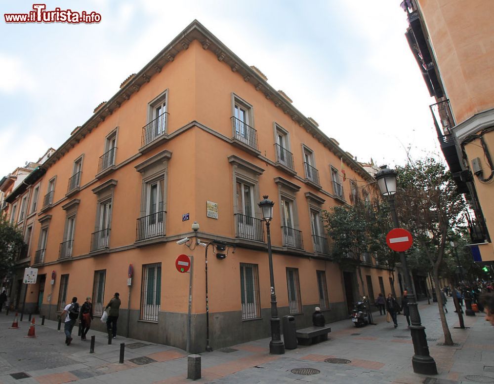 Immagine Casa de la Mesta, siamo nel barrio di Las Huertas a Madrid By Luis García - © CC BY-SA 3.0 es - Wikipedia