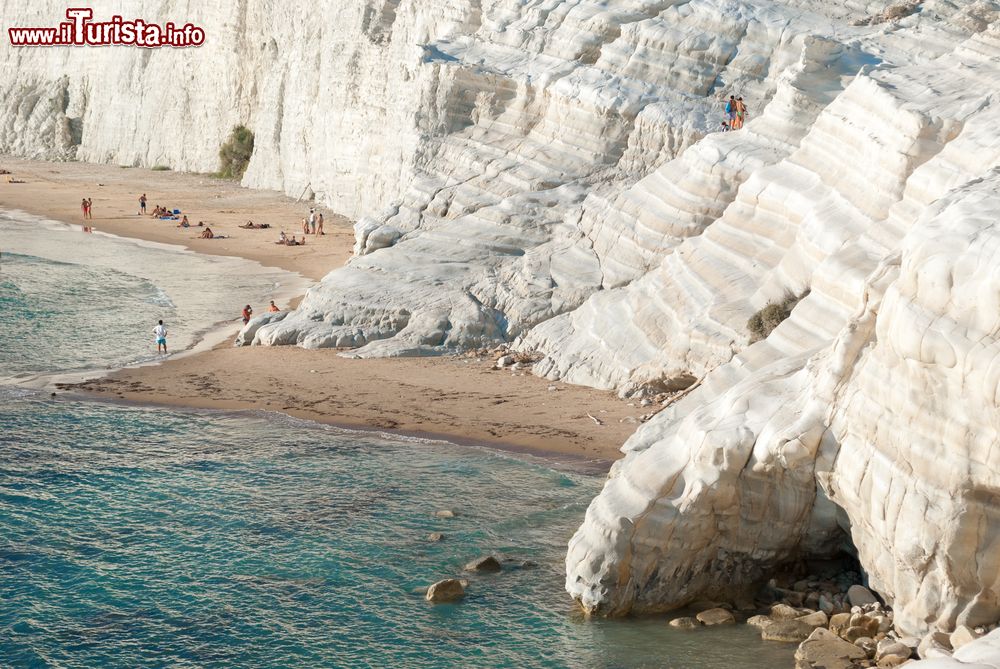 Immagine Falesie e spiagge a Scala dei Turchi, sulla costa di Porto Empedocle, Agrigento